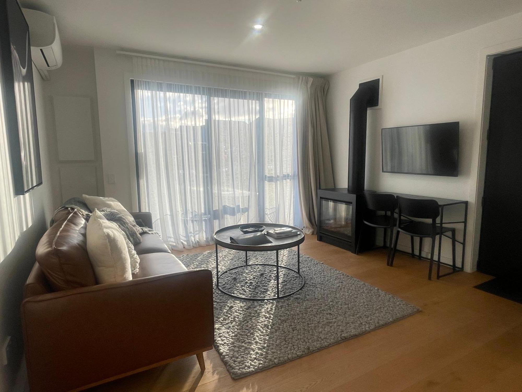 Alpine Junction Townhouse Apartments, Lodge & Hotel Wanaka Kültér fotó